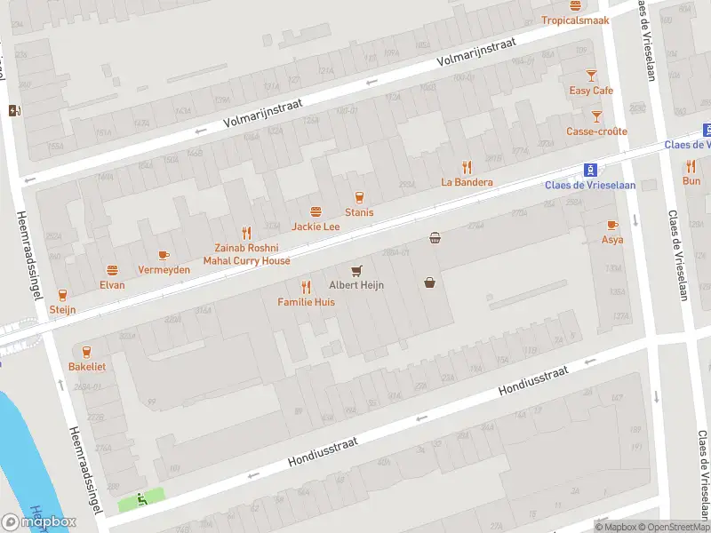 Ambulance met gepaste spoed naar de Nieuwe Binnenweg in Rotterdam