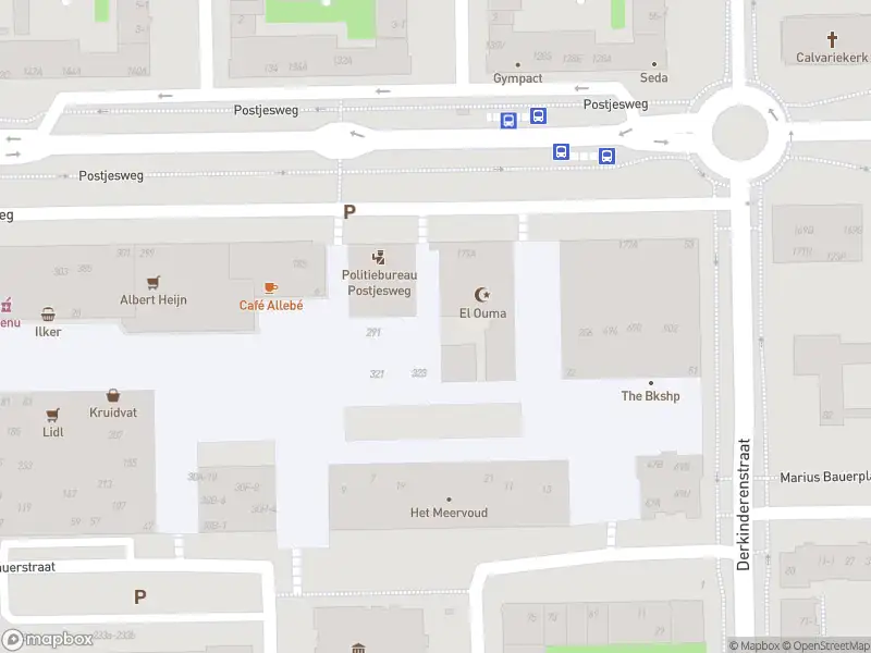 Ambulance met grote spoed naar de August Allebéplein in Amsterdam