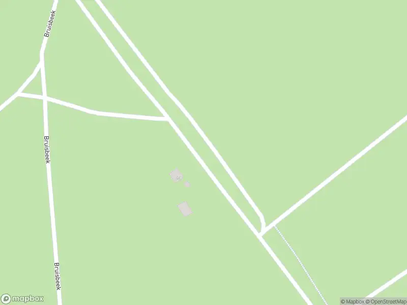 Brandweer met gepaste spoed naar de Beekbergerweg in Loenen vanwege stormschade