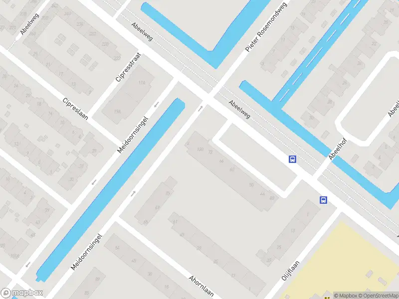 112 melding Ambulance met grote spoed naar de Abeelweg in Rotterdam