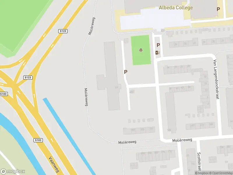 Ambulance met grote spoed naar de Van Langendonckstraat in Rotterdam