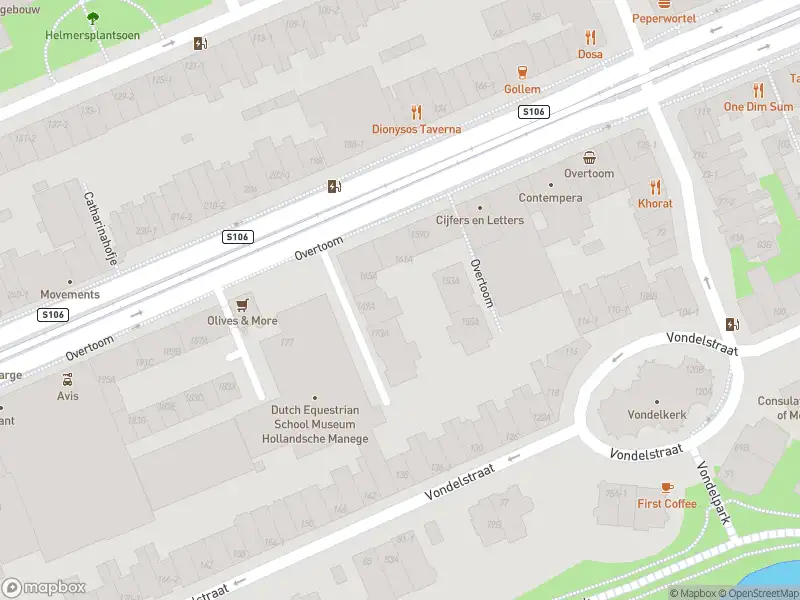 Ambulance met grote spoed naar de Vondelstraat in Amsterdam