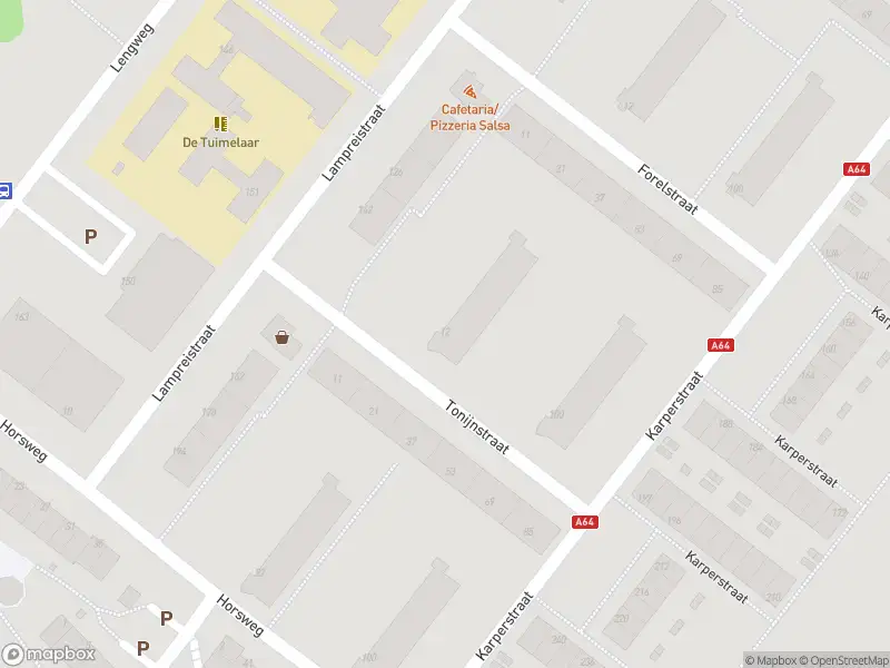 Ambulance met gepaste spoed naar de Tonijnstraat in Hoogvliet Rotterdam