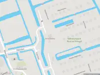 Ambulance met gepaste spoed naar de Paterslaan in Amsterdam