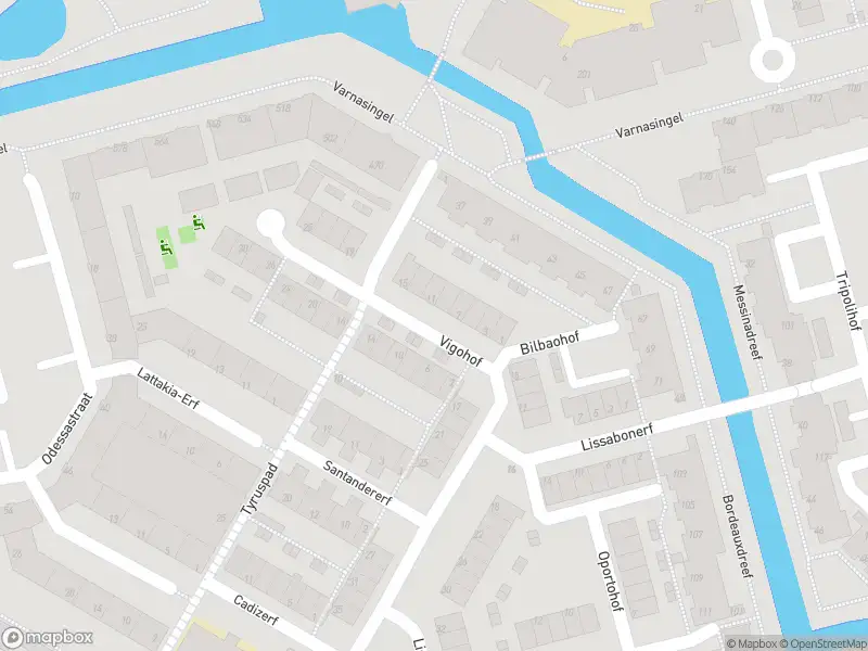 Ambulance met gepaste spoed naar de Vigohof in Rotterdam