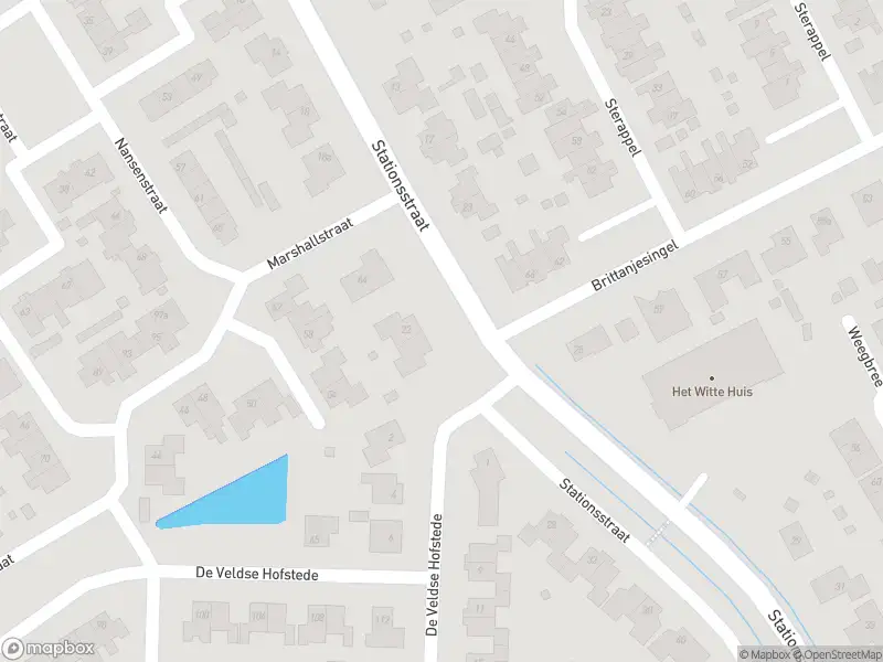 Brandweer met gepaste spoed naar de Stationsstraat in Zetten vanwege afgaan automatisch brandalarm