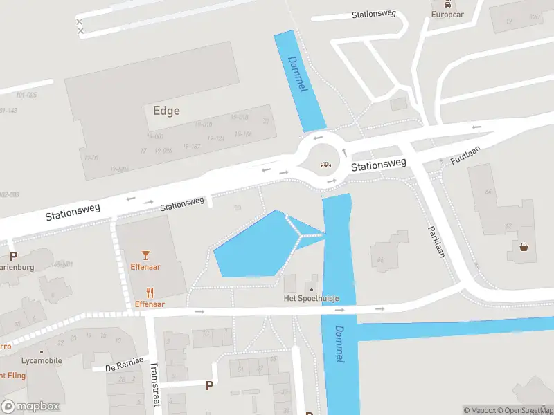 Brandweer en politie met grote spoed naar de Prof. Dr. Dorgelolaan in Eindhoven vanwege grote brand