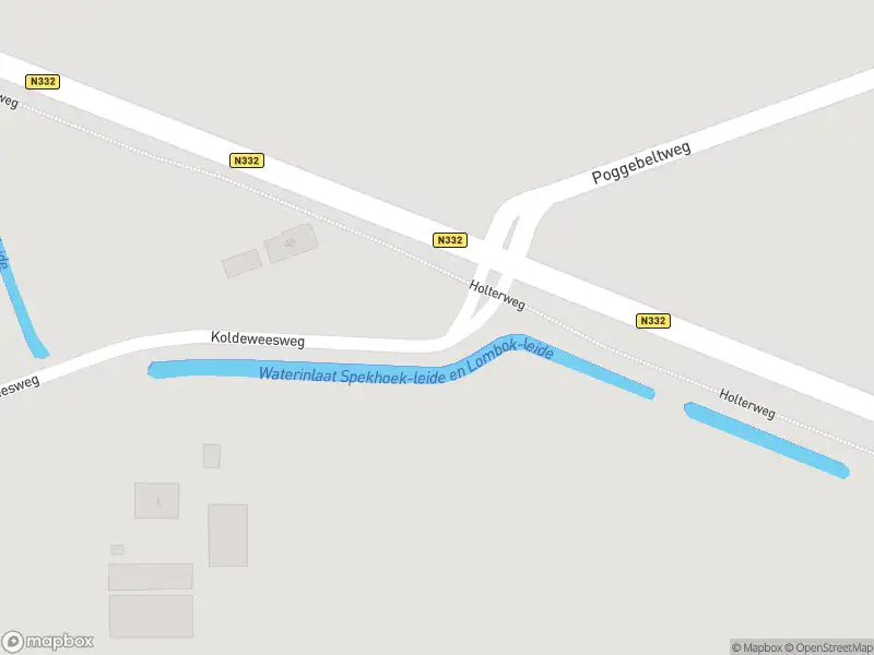 Brandweer met gepaste spoed naar de Okkenbroekstraat in Nieuw Heeten