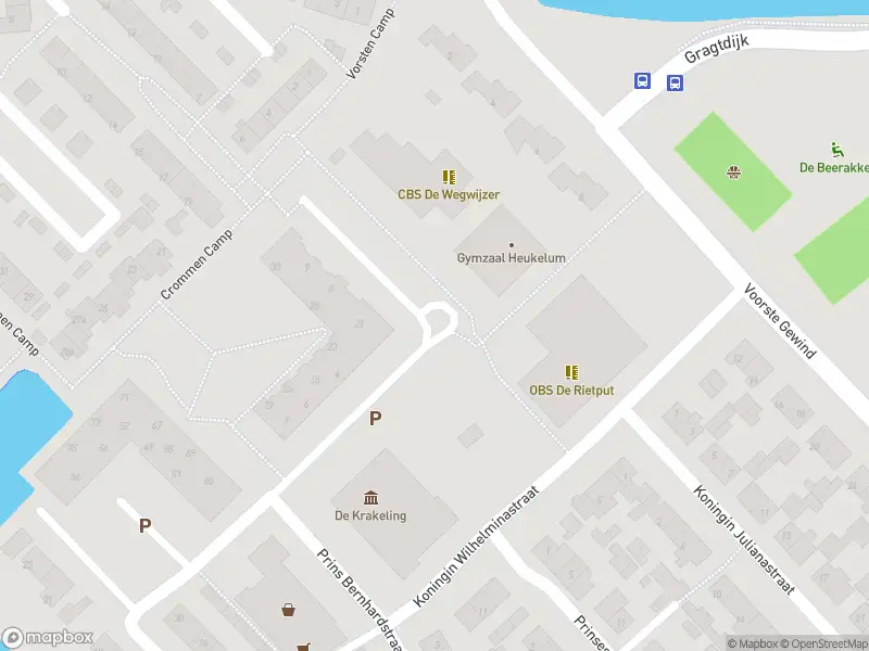 Ambulance met grote spoed naar de Leijenburgplein in Heukelum