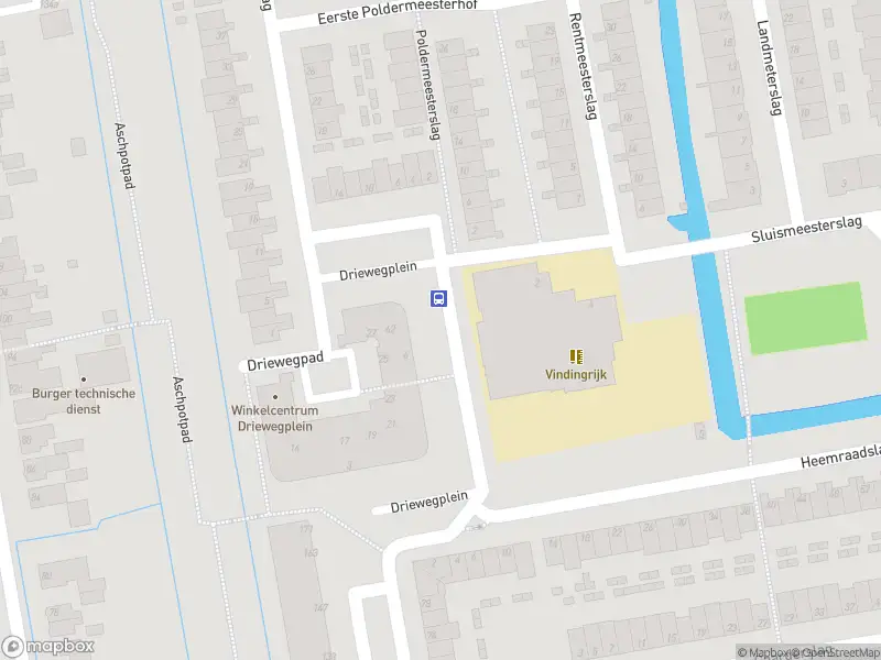 Ambulance met gepaste spoed naar de Goudse Houtsingel in Gouda
