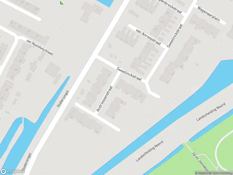 Ambulance met gepaste spoed naar de Sweelinckstraat in Berkel en Rodenrijs