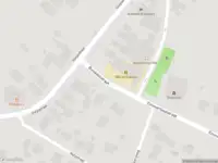 Politie met grote spoed naar de Buiskoolstraat in Emmen vanwege ongeval met letsel