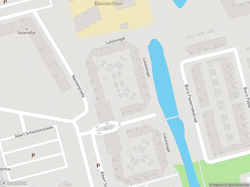 Ambulance met gepaste spoed naar de Lutulisingel in Rotterdam