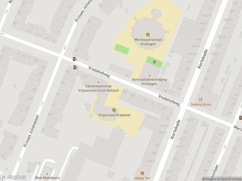 Ambulance met gepaste spoed naar de Vredehofweg in Rotterdam