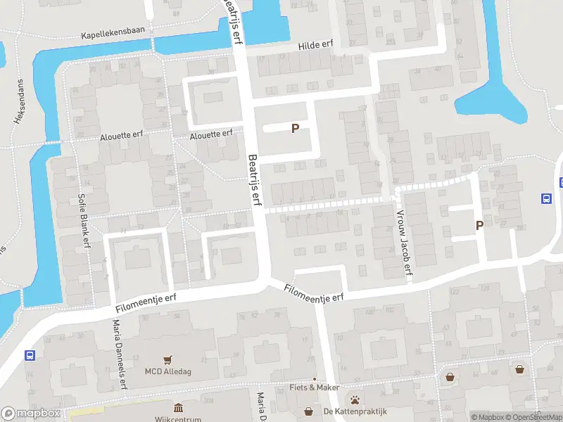 Ambulance met grote spoed naar de Vrouw Jacob erf in Capelle aan den IJssel
