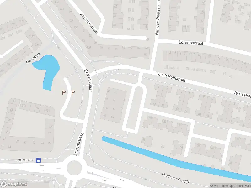 Ambulance met grote spoed naar de Kamerlingh Onnesstraat in Ridderkerk