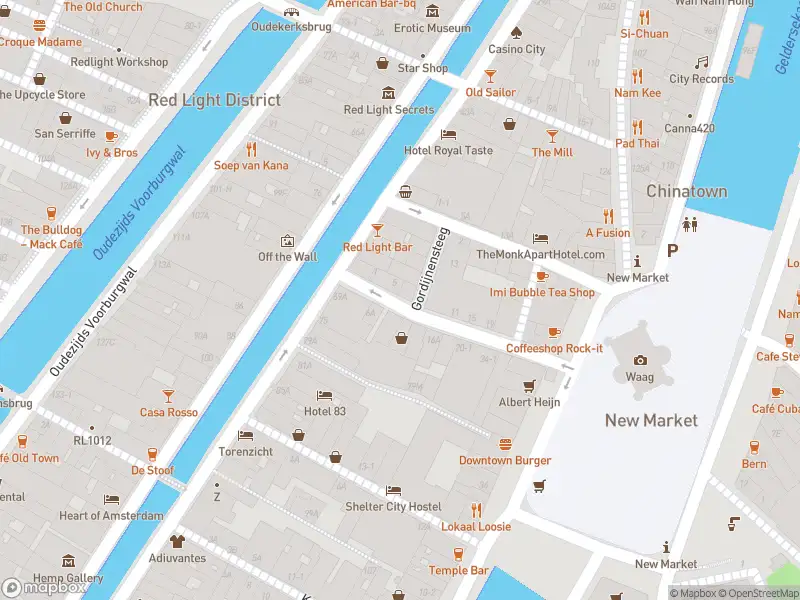 Besteld ambulance vervoer naar de Bloedstraat in Amsterdam
