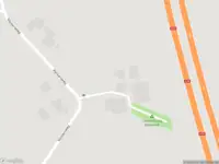 Politie naar de Vöckersweg in Hengelo vanwege voertuigen te water