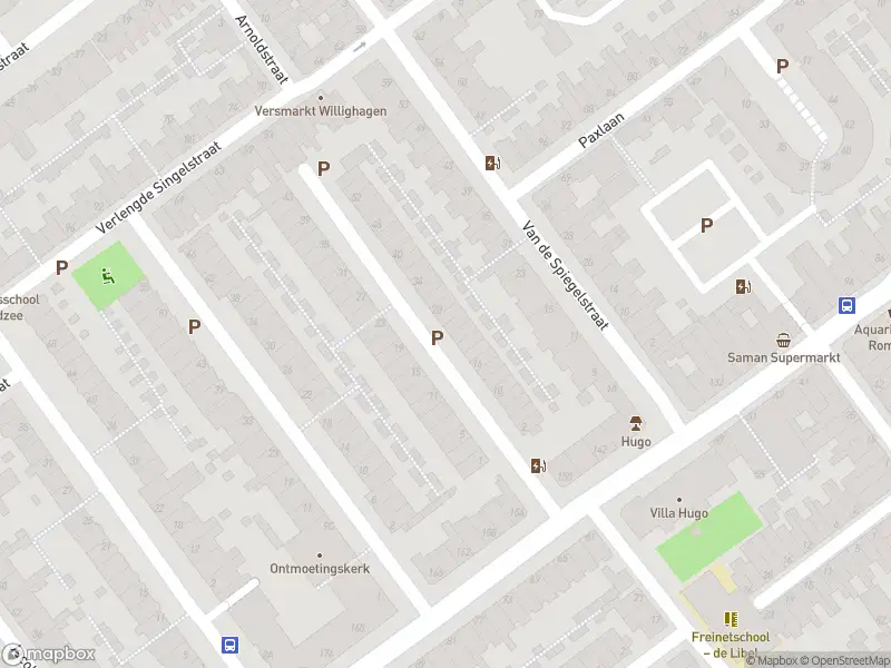 Ambulance met grote spoed naar de Patrimoniumstraat in Delft