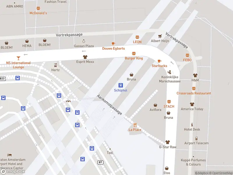 Brandweer met grote spoed naar de Aankomstpassage in Schiphol vanwege afgaan automatisch brandalarm