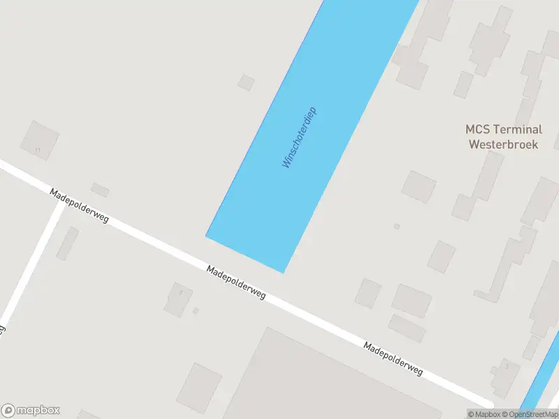 Brandweer met gepaste spoed naar de Madepolderweg in Westerbroek