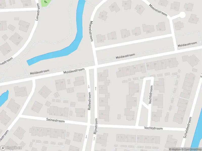 Ambulance met gepaste spoed naar de Rijnstroom in Zoetermeer