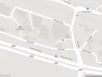 Ambulance met grote spoed naar de Kruisdijk in Poortugaal