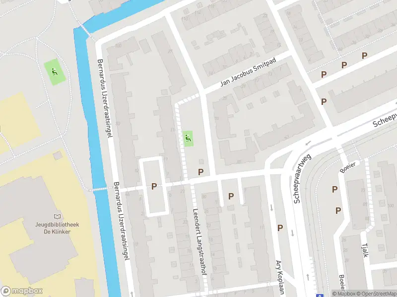 Ambulance met grote spoed naar de Albertus Johannes de Haasplein in Schiedam