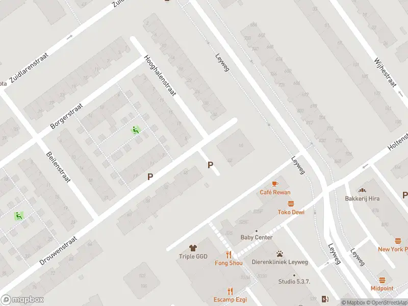 Ambulance met grote spoed naar de Drouwenstraat in 's-Gravenhage