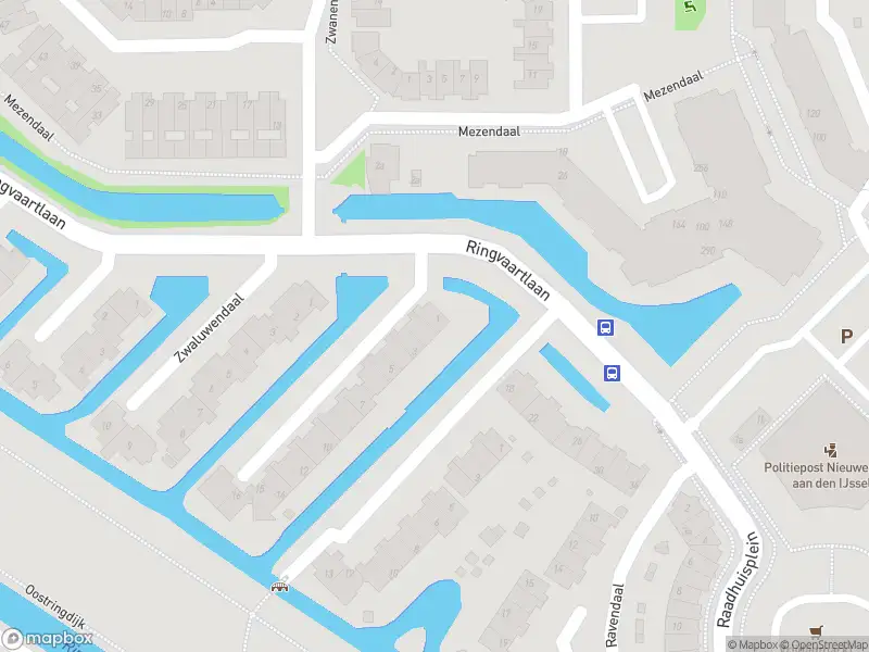 Ambulance met gepaste spoed naar de Spreeuwendaal in Nieuwerkerk aan den IJssel