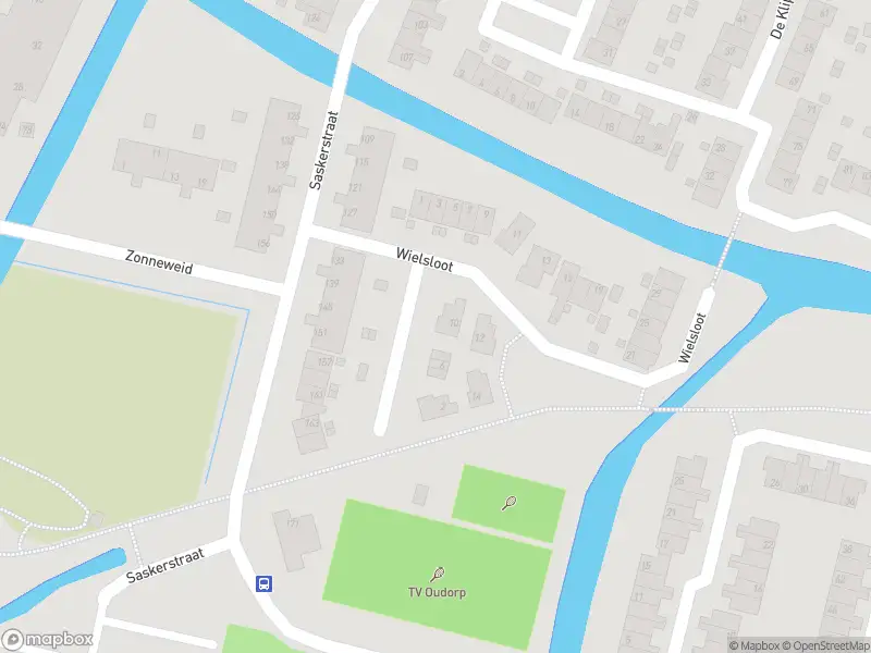 Ambulance met grote spoed naar de Wielsloot in Koedijk