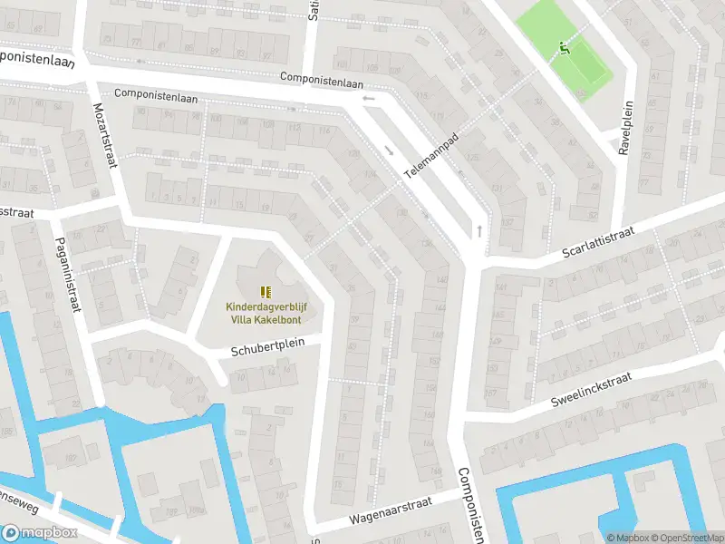 Ambulance met gepaste spoed naar de Ravelstraat in Gouda