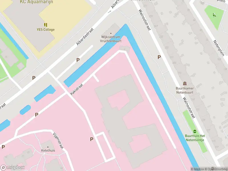 Brandweer met grote spoed naar de Walnootstraat in 's-Gravenhage vanwege voertuigbrand