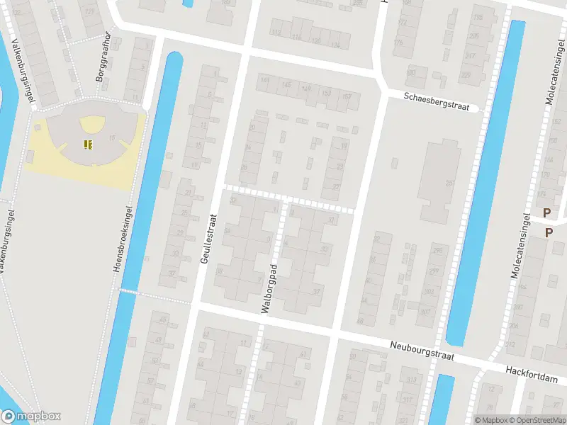 Ambulance met gepaste spoed naar de Walborgpad in Rotterdam