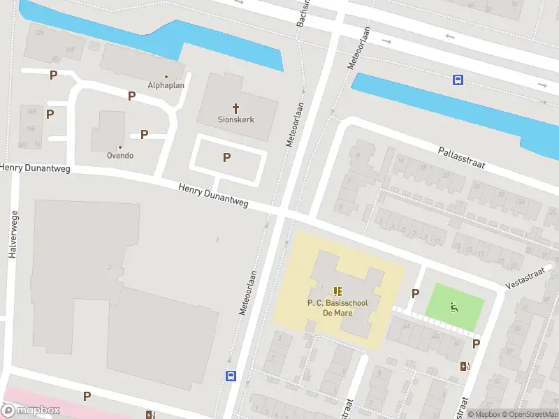 Ambulance met gepaste spoed naar de Meteoorlaan in Alphen aan den Rijn