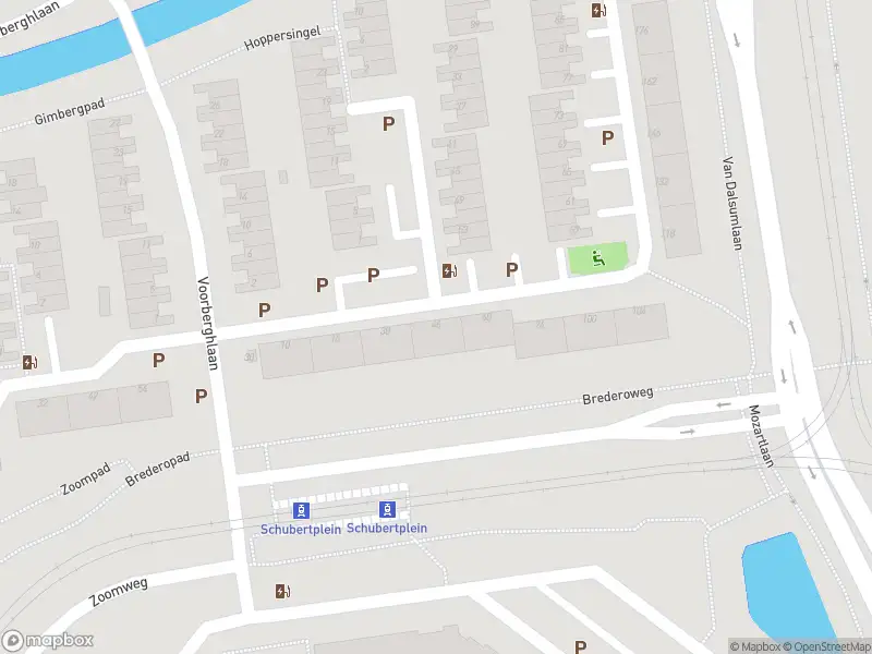 Ambulance met gepaste spoed naar de Royaardsplein in Schiedam