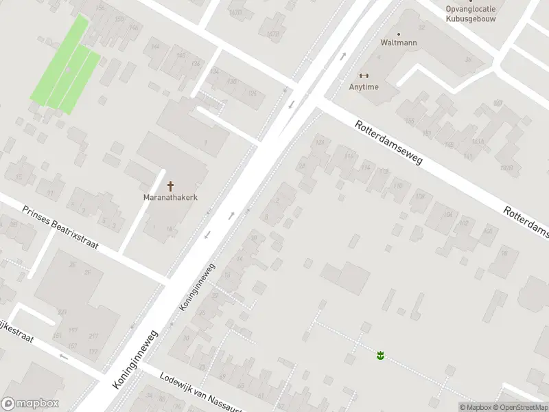 Ambulance met gepaste spoed naar de Koninginneweg in Zwijndrecht