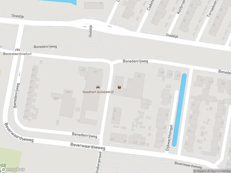 Ambulance met grote spoed naar de Hannekemaaierweg in Rotterdam