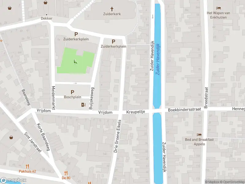 Ambulance met gepaste spoed naar de Drie Groene Eikels in Enkhuizen