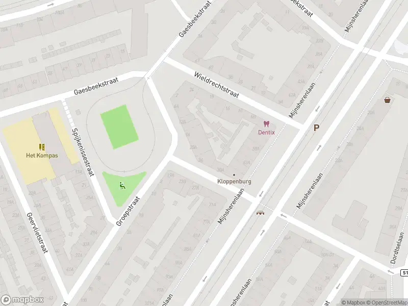 Ambulance met gepaste spoed naar de Hekelingenstraat in Rotterdam