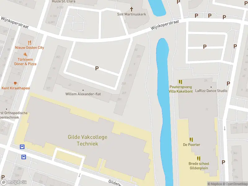 Ambulance met gepaste spoed naar de Wijnkoperstraat in Gorinchem