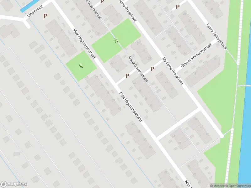 Brandweer met gepaste spoed naar de Max Heymansstraat in Rotterdam