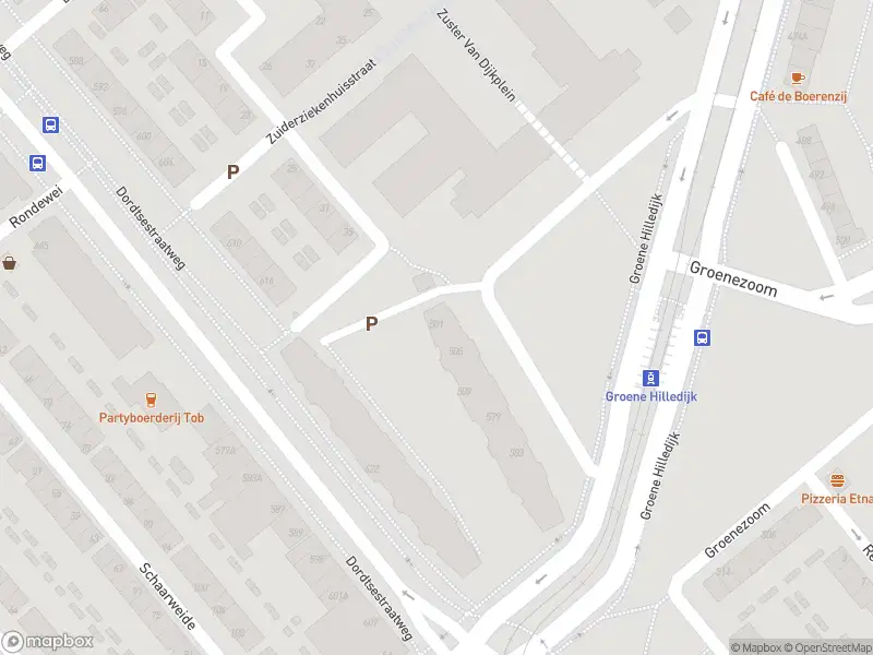 Ambulance met gepaste spoed naar de Groene Hilledijk in Rotterdam