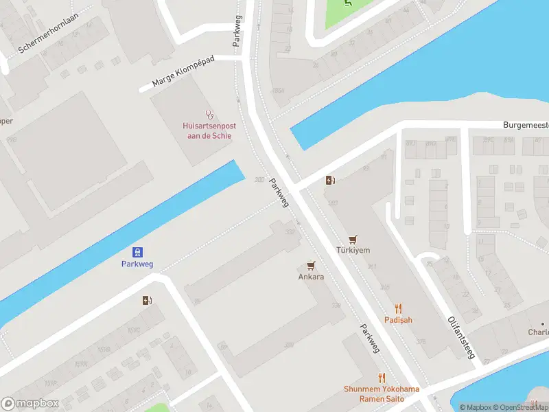 Ambulance met grote spoed naar de Parkweg in Schiedam