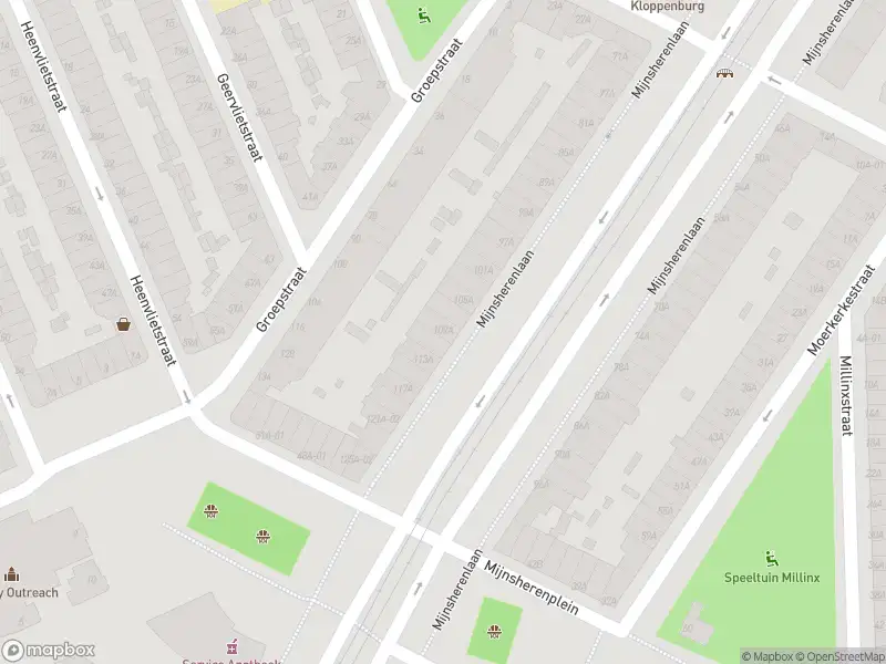 Ambulance met gepaste spoed naar de Mijnsherenlaan in Rotterdam