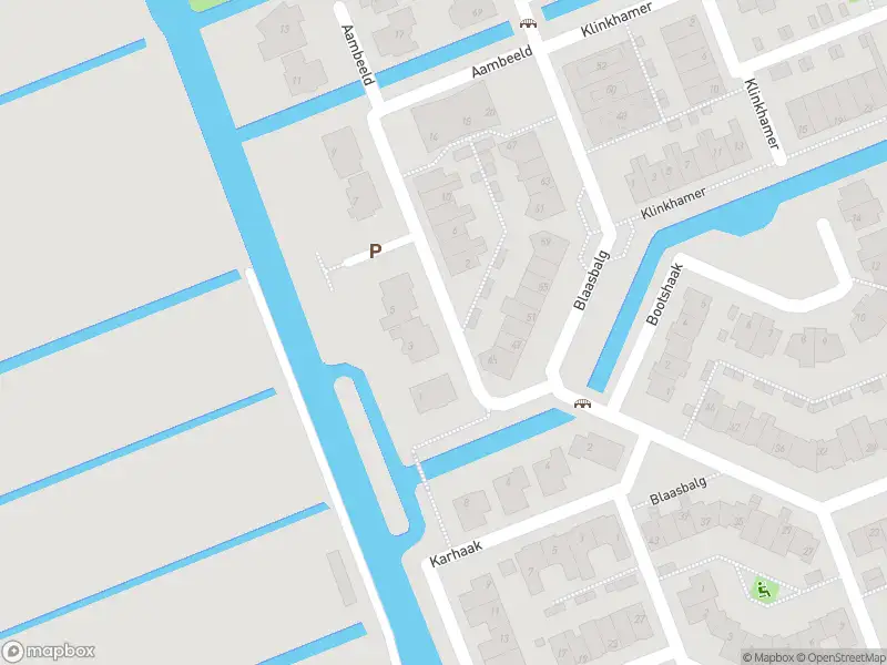 Ambulance met grote spoed naar de Aambeeld in Nieuwkoop