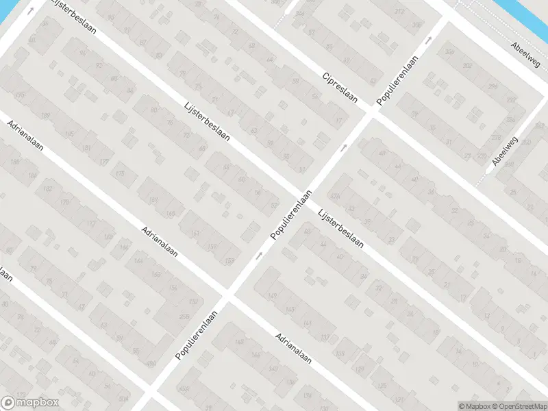 Ambulance met grote spoed naar de Lijsterbeslaan in Rotterdam