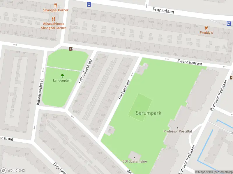 Ambulance met gepaste spoed naar de Poolsestraat in Rotterdam