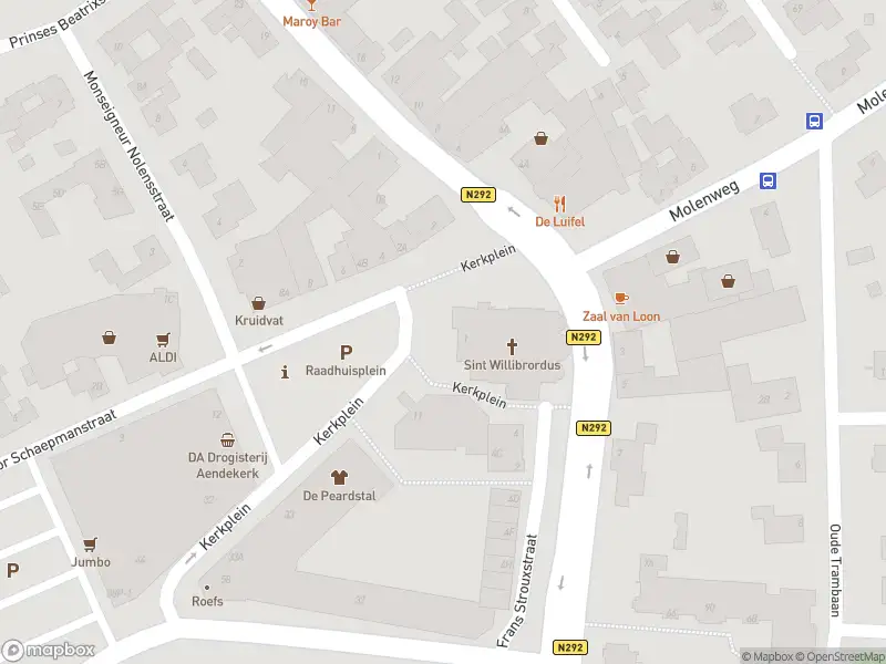 112 melding Brandweer met gepaste spoed naar de Kerkplein in Stramproy vanwege een liftopsluiting