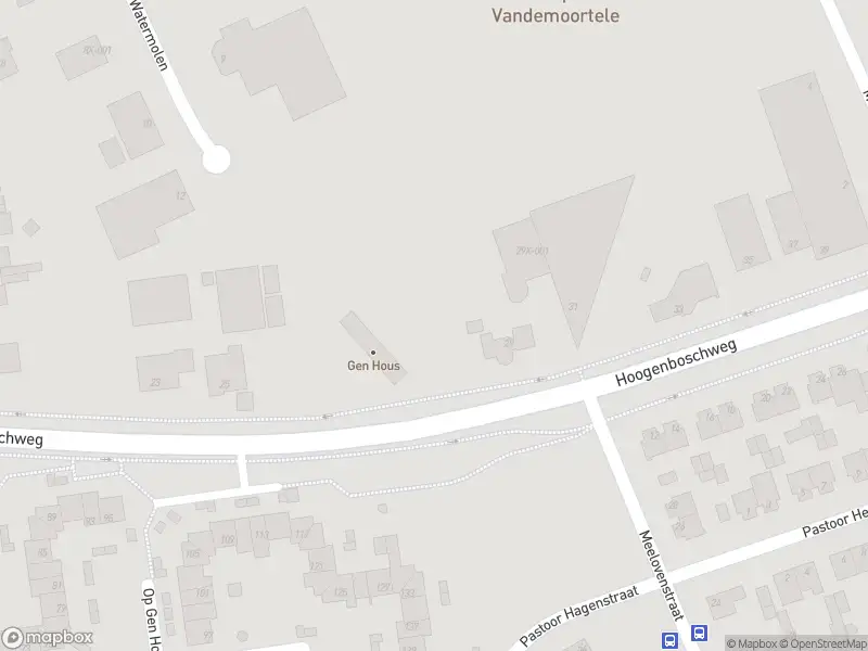 Brandweer met gepaste spoed naar de Hoogenboschweg in Brunssum